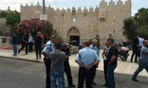 Cops at Damascus Gate soon after the recent stabbing